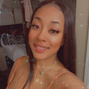 Meet your Posher, Sade